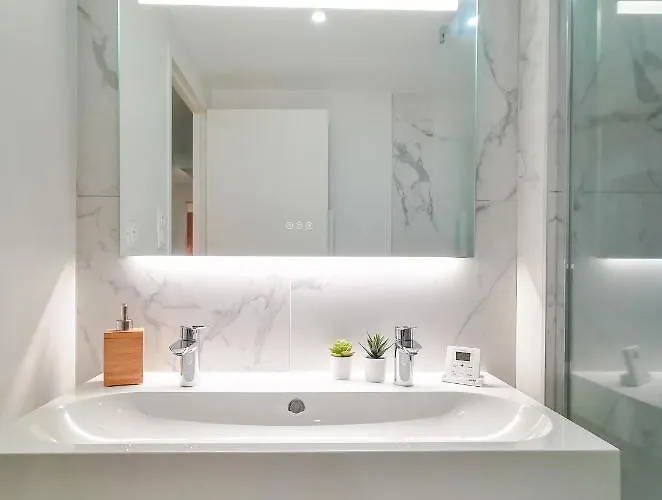 Апартаменты L'elegant De Fourviere *
